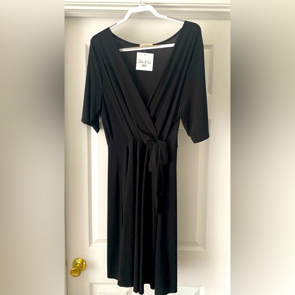 🖤 Great Staple Piece- Black Wrap Dress 🖤